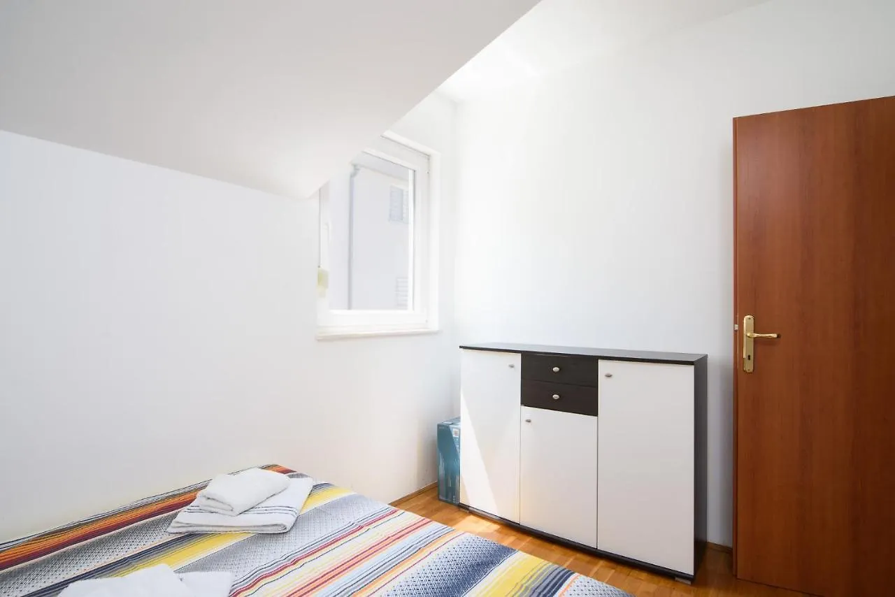 Apartment Dani Trogir 0*,  Croatia